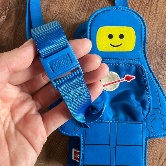 LEGO Blue Astronaut Crossbody Bag - Picture 2 of 2